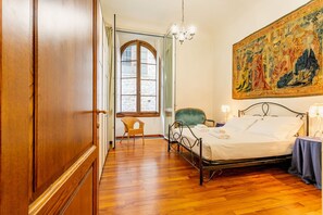 2 Schlafzimmer, Bügeleisen/Bügelbrett, Reisekinderbett, kostenloses WLAN