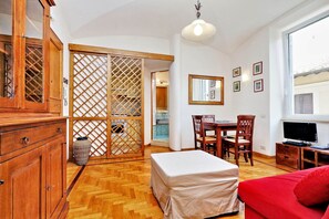 1 chambre, fer et planche Ă repasser, lit parapluie, Wi-Fi gratuit