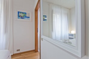 1 Schlafzimmer, Bügeleisen/Bügelbrett, Reisekinderbett, kostenloses WLAN
