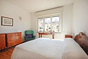 3 Schlafzimmer, Bügeleisen/Bügelbrett, Reisekinderbett, kostenloses WLAN