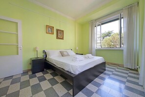 1 Schlafzimmer, Bügeleisen/Bügelbrett, Reisekinderbett, kostenloses WLAN