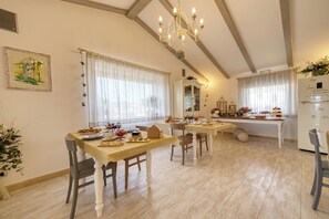 Interior - Villa Giò (Monteodorisio)