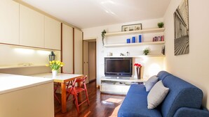 Unclassified image, 2 of 24, button - San Vittore, Bright 1 Br Apartment By Halldis (Milan)