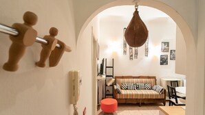 TV - Lecco, Quite 1 Br Flat By Halldis (Milan)