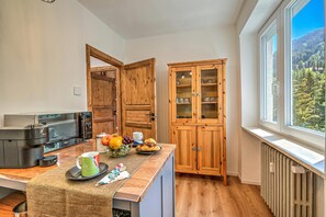 Familjelägenhet - flera sovrum (Starkeeper Apartment) | Restauranger