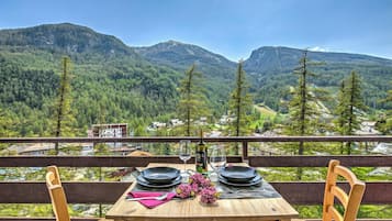 Apartamento família, 1 quarto, sacada (Starkeeper Apartment Ski Base with) | Vista da sacada