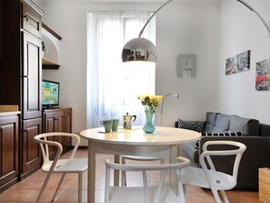 Dining - Piero Della Francesca, Cozy 1 Br Flat Near Metro By Halldis (Milan)