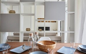 Dining - Beltrade a Luxury 1 Br Apartment By Halldis (Milan)
