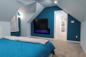 3 bedrooms, iron/ironing board, free WiFi, bed sheets