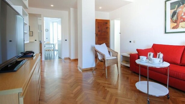 TV, DVD player - Conca Del Naviglio 2915, 2 Br Flat With Balcony By Halldis (Milan)