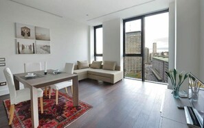TV - Liberazione - Solaria, Apt In Exclusive Solaria Tower By Halldis (Milan)