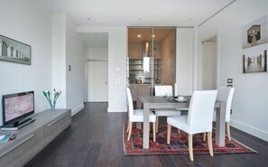 Dining - Liberazione - Solaria, Apt In Exclusive Solaria Tower By Halldis (Milan)