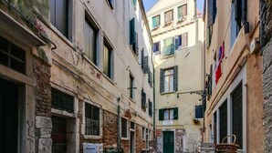 Niet-geclassificeerde afbeelding, 3 van 30, knop