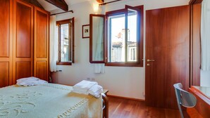 Niet-geclassificeerde afbeelding, 5 van 30, knop