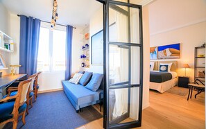 3 bedrooms, iron/ironing board, free WiFi