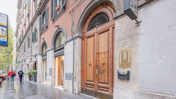 Exterior detail - Merulana House, Lovely 3 Br Apartment By Halldis (Rome)