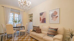 Living area - Merulana House, Lovely 3 Br Apartment By Halldis (Rome)