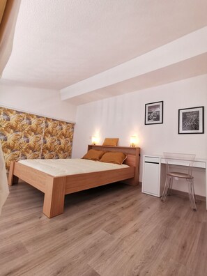 1 slaapkamer, een strijkplank/strijkijzer, gratis wifi, rolstoeltoegang