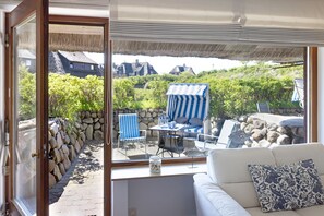 Fernseher, Stereoanlage