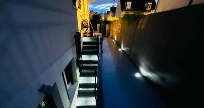 Chic and Peaceful apparement at Villa Linda