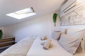 3 bedrooms, iron/ironing board, free WiFi