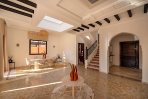 Interior - Villa Leya, Piscine Privée, 4 Chambres, 10mn du Centre Ville (Marrakech)