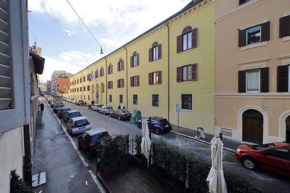 Comfort Studio Apartment next to the Colosseum; Rome, Italy