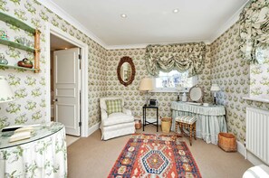 Interior - Beautiful & Spacious, 2 Bed in South Kensington (London)