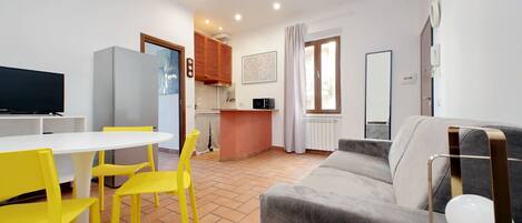 Télévision, chaîne hi-fi