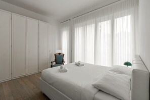 1 chambre, fer et planche à repasser, lit parapluie, Wi-Fi gratuit