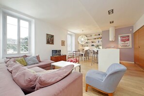 TV - San Pietro Al Vaticano, Spacious 4 Br Apartment By Halldis (Rome)