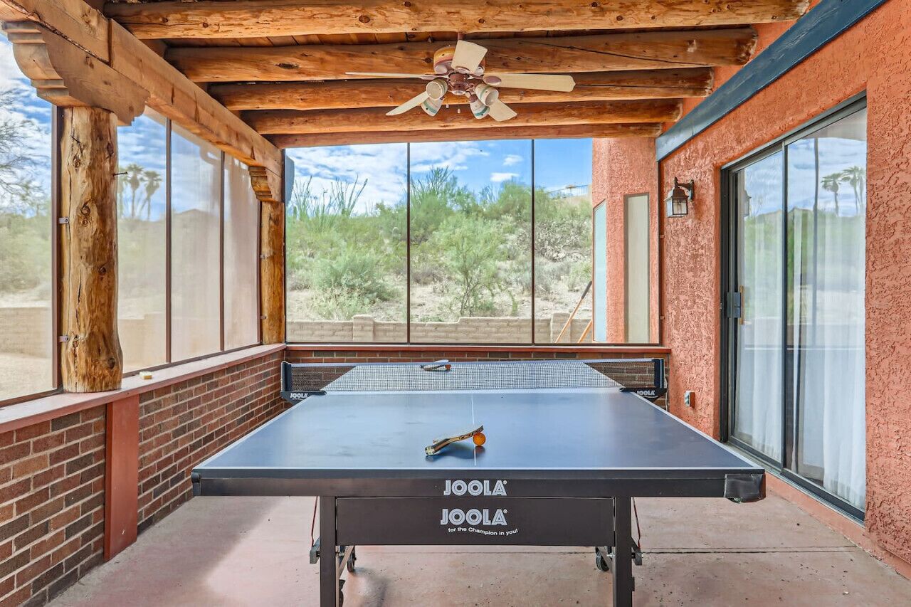 Sonoran Desert Oasis + Close to everything!