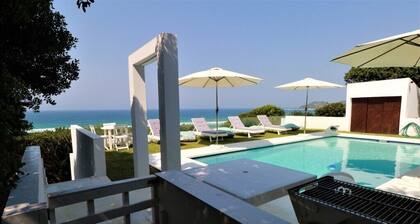 Tranquil beachfront Villa