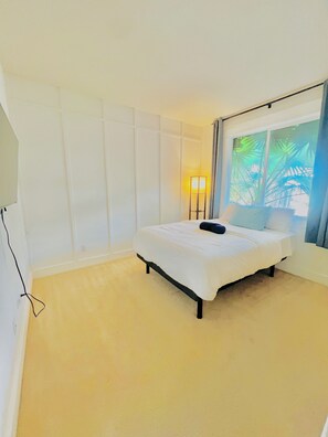 5 chambres, fer et planche à repasser, Wi-Fi, draps fournis