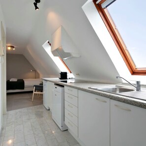 Apartment | Internet - Cozy and Roomy Studio With a Homely Feel (De Haan)