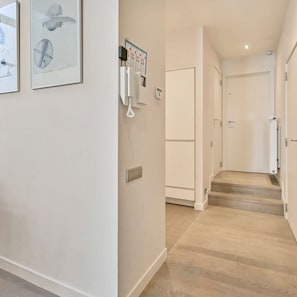 1 bedroom, Internet - Apartment With Canal View in Heart of Bruges (Bruges)