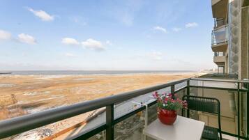 Apartment | 2 bedrooms, Internet