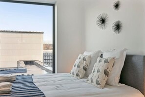 Apartment - Spacious 3 Bedroom Apartment With Private Garage (Knokke-Heist)