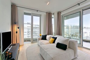 Apartment | 4 bedrooms, Internet - Bright Modern Apartment With Terrace Near Beach (Ostend)