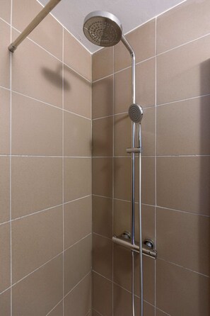 1 habitación y acceso a internet 