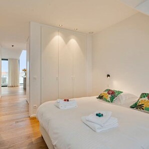 3 bedrooms, Internet - Majestic new Penthouse With 2 Parkings (Knokke-Heist)