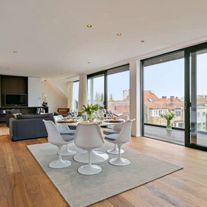 3 bedrooms, Internet - Majestic new Penthouse With 2 Parkings (Knokke-Heist)