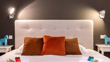 House, Smoking | 4 bedrooms, Internet