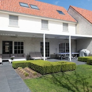 4 bedrooms, Internet - Huswell - Fabulous House for 8 People With Sunny Garden (Knokke-Heist)