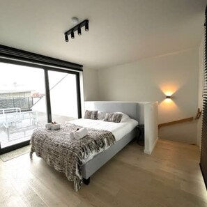 6 chambres, Internet