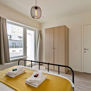 Apartment | 3 bedrooms, Internet - Apartment Near the Beach in the Heart of the City (Ostend)