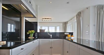 Family House With a Beautiful View in Damme