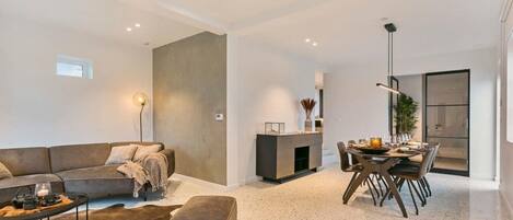 House | 2 bedrooms, Internet