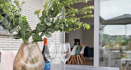 Spacious Bungalow With Garden Near the Beach sea