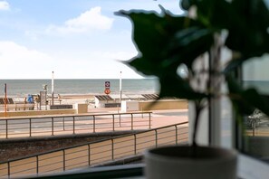 公寓 | 3 間臥室、網路服務